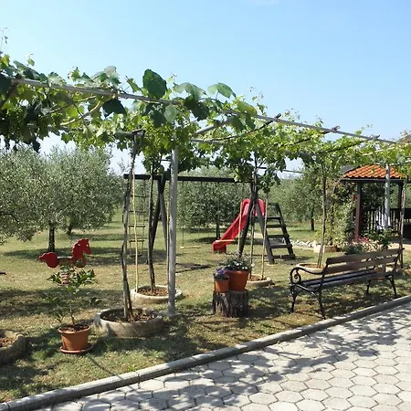 Mirjana Apartamento *
